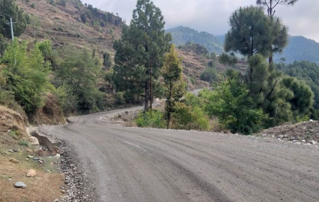 राप्ती राजमार्ग अन्तर्गत सल्यानको कपुरकोट–सितलपाटी सडक खण्ड। तस्बिरः सेतोपाटी